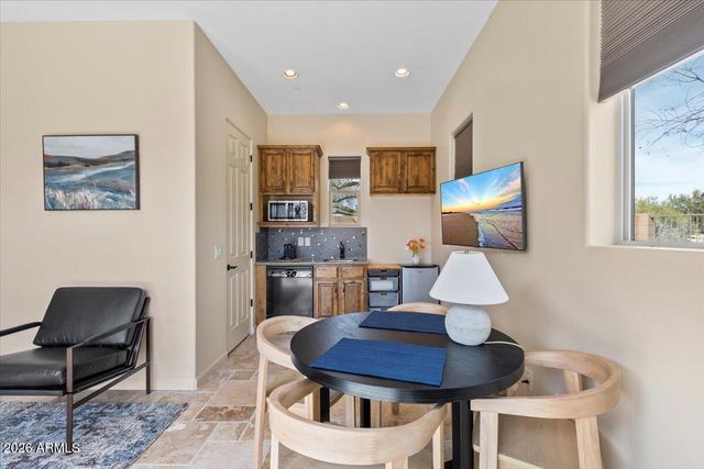 33667 N 78th Place, Scottsdale, AZ 85266