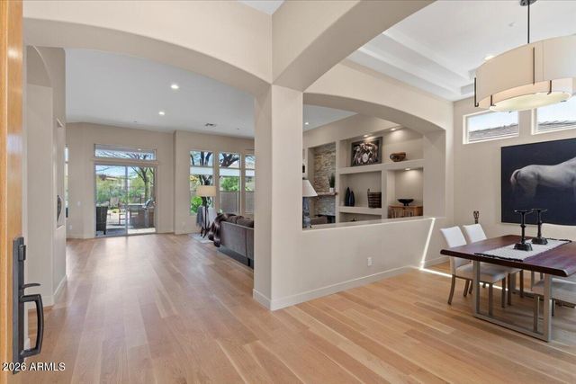 33667 N 78th Place, Scottsdale, AZ 85266