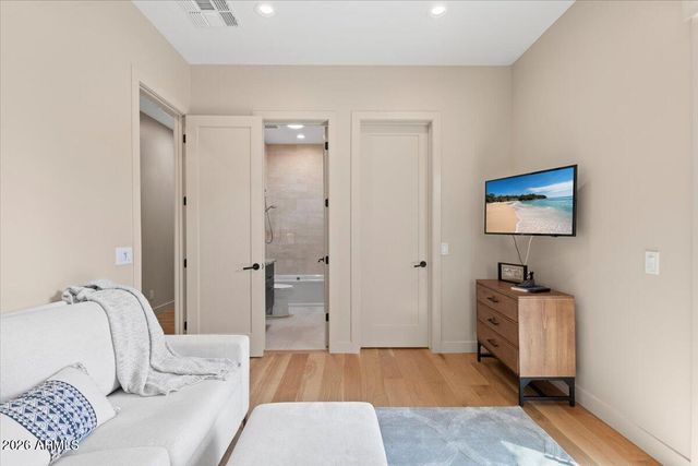 33667 N 78th Place, Scottsdale, AZ 85266