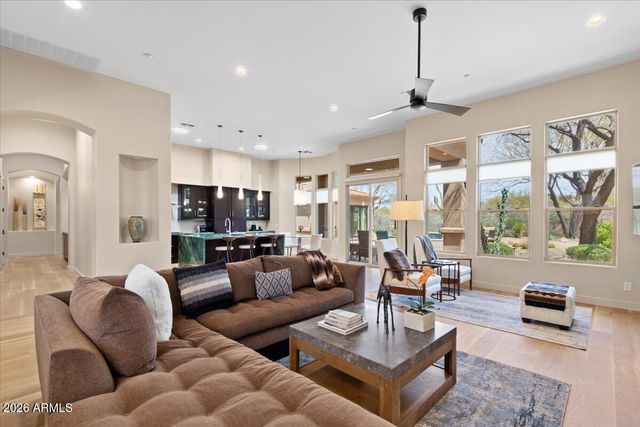 33667 N 78th Place, Scottsdale, AZ 85266