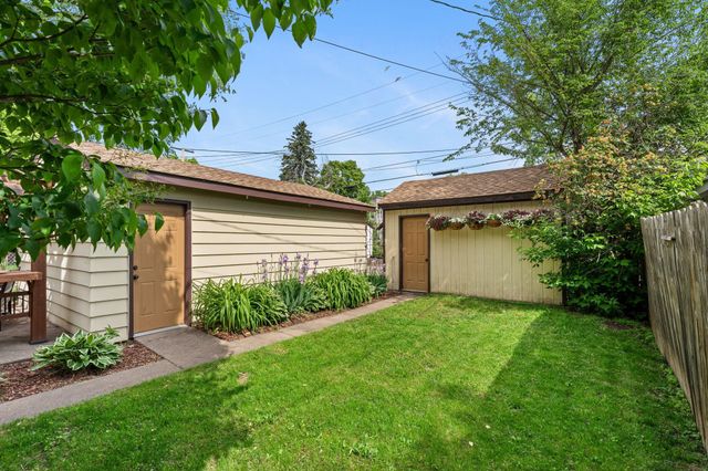 671 Edmund Avenue, Saint Paul, MN 55104