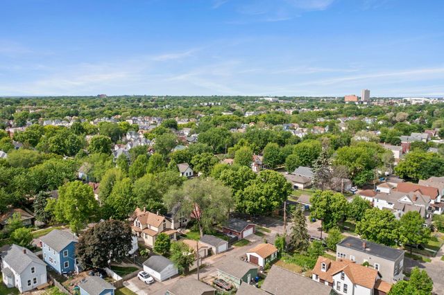 671 Edmund Avenue, Saint Paul, MN 55104