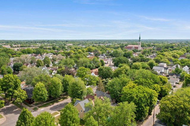 671 Edmund Avenue, Saint Paul, MN 55104