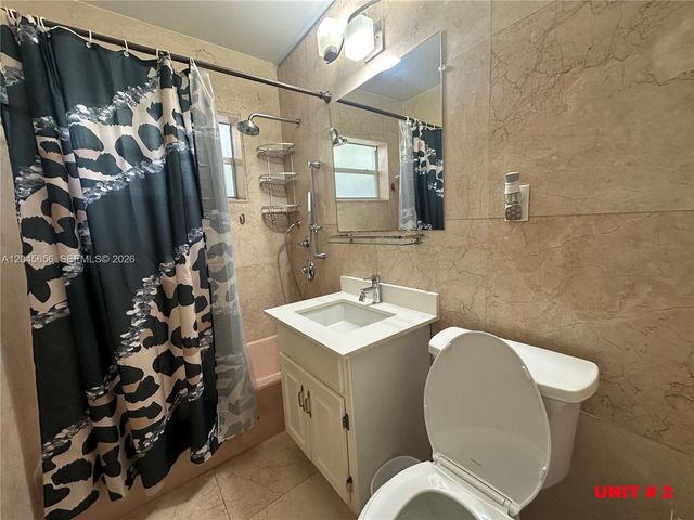 809 NE 2nd Street 12, Hallandale Beach, FL 33009