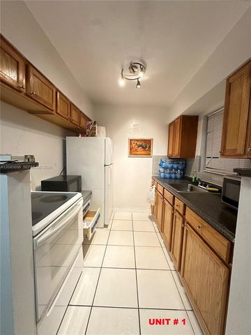 809 NE 2nd Street 12, Hallandale Beach, FL 33009
