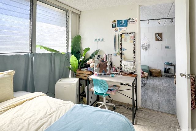 2845 Waialae Avenue 321, Honolulu, HI 96826