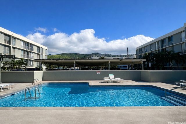 2845 Waialae Avenue 321, Honolulu, HI 96826