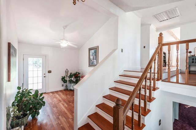 710 Shute Ln, Hendersonville, TN 37075