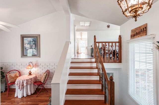 710 Shute Ln, Hendersonville, TN 37075