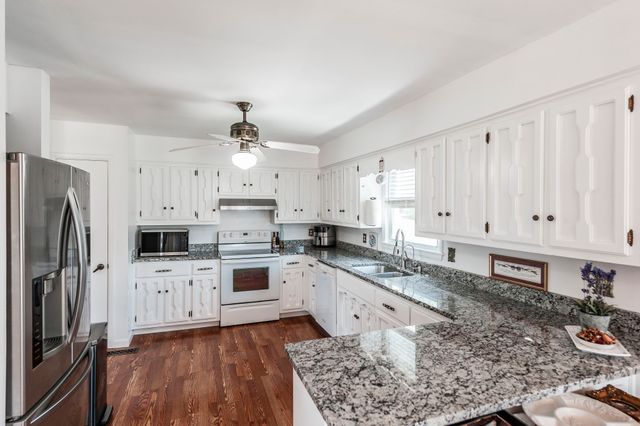 710 Shute Ln, Hendersonville, TN 37075