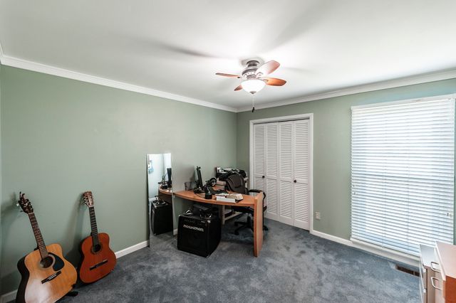710 Shute Ln, Hendersonville, TN 37075