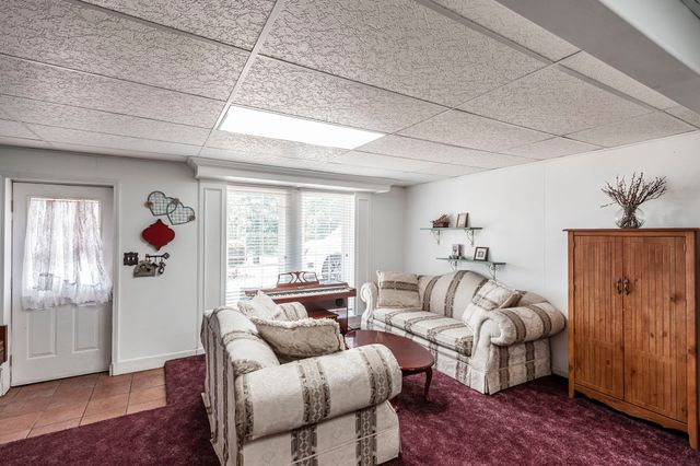 710 Shute Ln, Hendersonville, TN 37075
