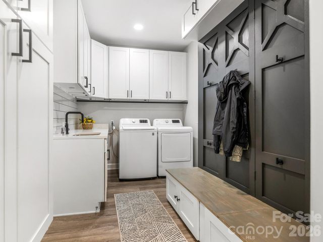 6807 Guinevere Drive, Charlotte, NC 28277