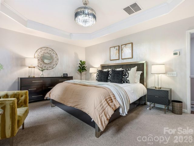 6807 Guinevere Drive, Charlotte, NC 28277
