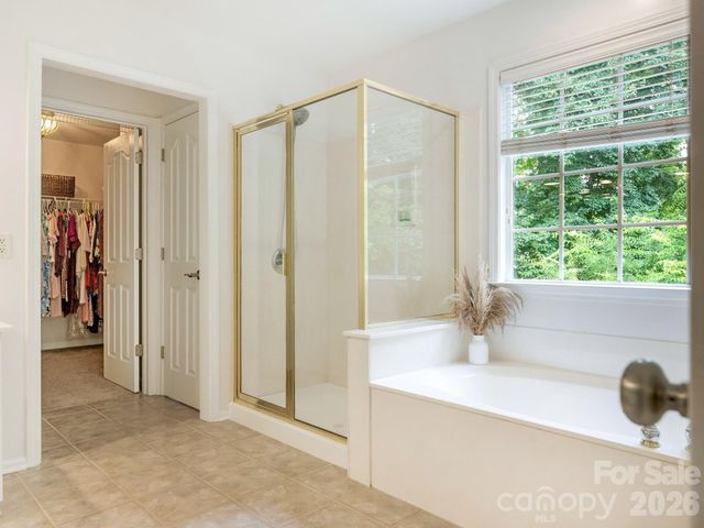 6807 Guinevere Drive, Charlotte, NC 28277