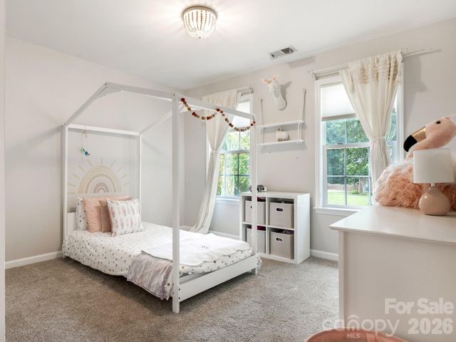 6807 Guinevere Drive, Charlotte, NC 28277