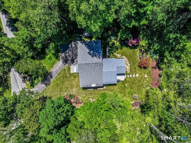 3 Ledgewood Drive, Sherman, CT 06784