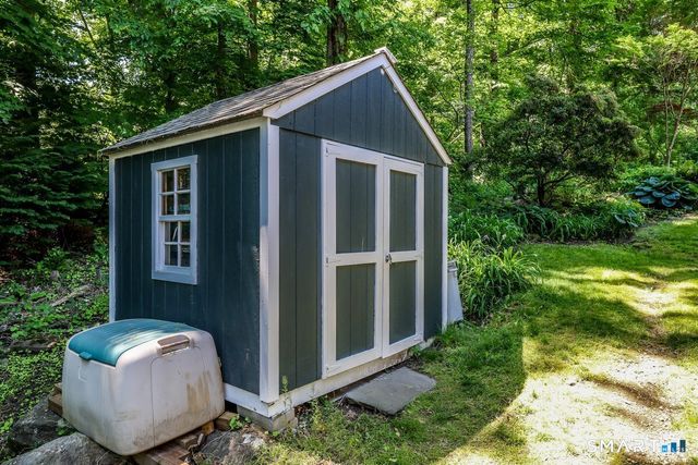3 Ledgewood Drive, Sherman, CT 06784