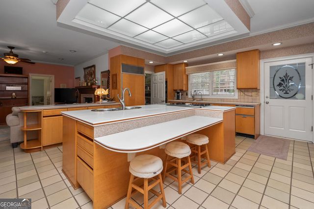 160 Victoria Drive, Fayetteville, GA 30214
