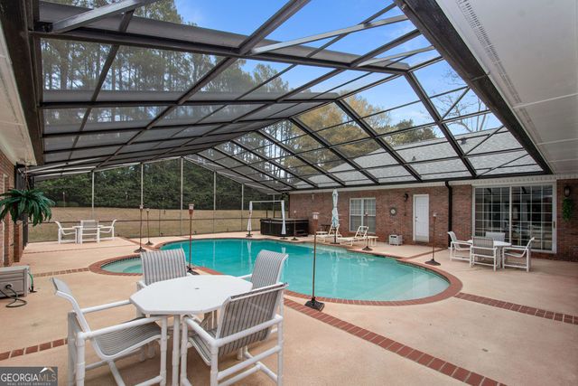 160 Victoria Drive, Fayetteville, GA 30214