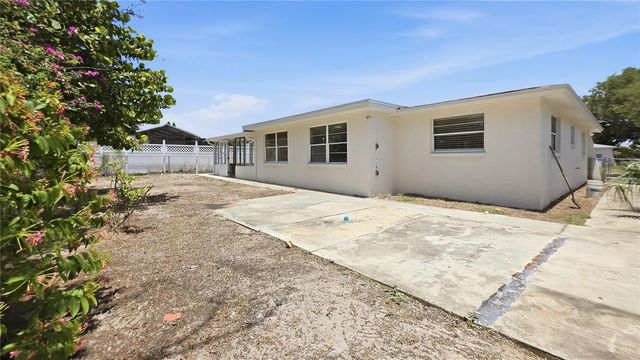 6250 FLAG DRIVE, New Port Richey, FL 34653