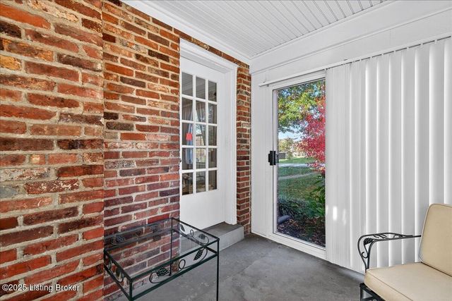 2628 Landor Ave, Louisville, KY 40205