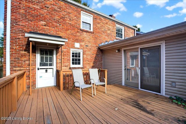 2628 Landor Ave, Louisville, KY 40205