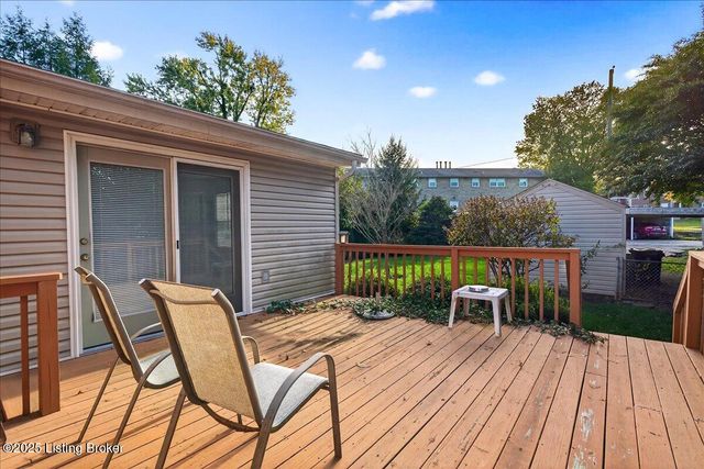 2628 Landor Ave, Louisville, KY 40205