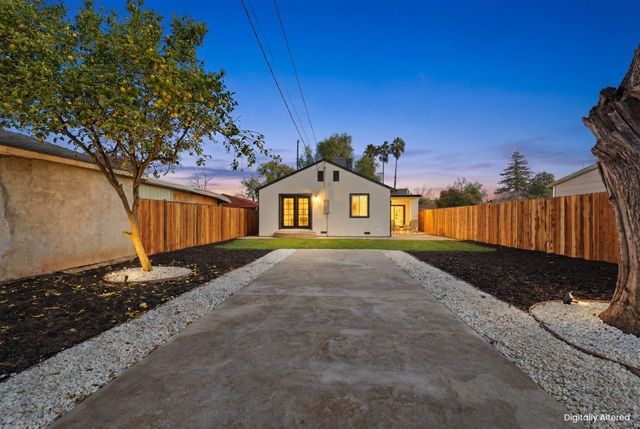 3916 38th St, Sacramento, CA 95820