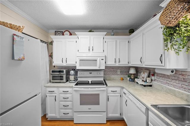 736 Salem Street 2, Thomasville, NC 27360