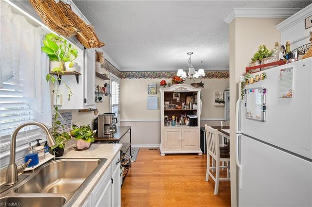 736 Salem Street 2, Thomasville, NC 27360
