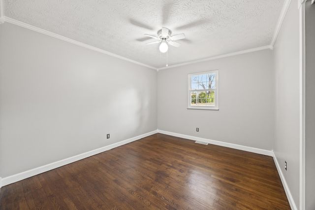 1501 Pine Meadow Road, Lexington, KY 40504