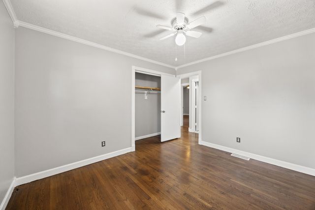 1501 Pine Meadow Road, Lexington, KY 40504