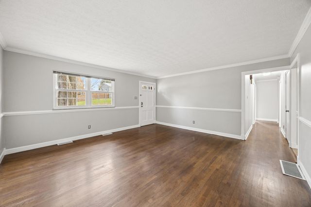 1501 Pine Meadow Road, Lexington, KY 40504