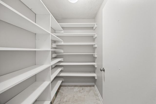 1501 Pine Meadow Road, Lexington, KY 40504