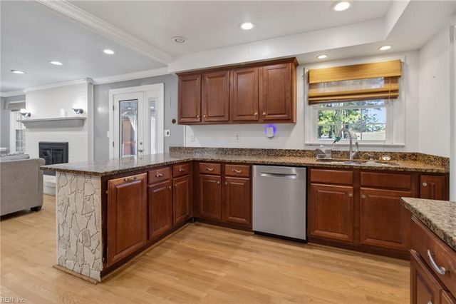 4840 Thornwood ST, Portsmouth, VA 23703