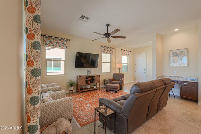 281 N QUESTA Trail, Casa Grande, AZ 85194