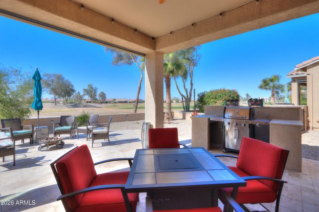 281 N QUESTA Trail, Casa Grande, AZ 85194