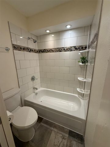 8888 Tallwood DR 3207, Austin, TX 78759