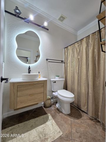 7115 W KINGS Avenue, Peoria, AZ 85382