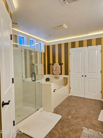 7115 W KINGS Avenue, Peoria, AZ 85382