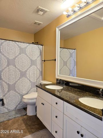 7115 W KINGS Avenue, Peoria, AZ 85382