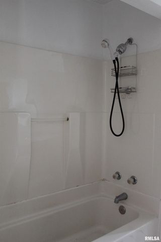 8 NORTHBROOK Drive, Mt Vernon, IL 62864