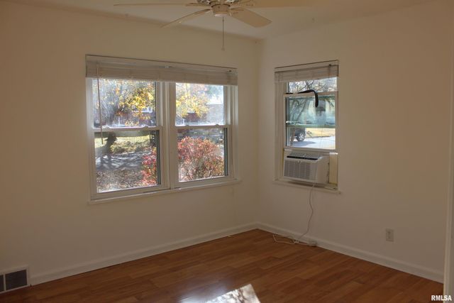 8 NORTHBROOK Drive, Mt Vernon, IL 62864