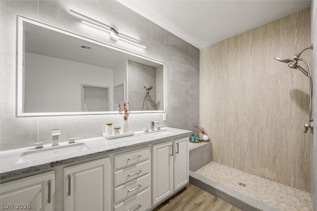 2088 Sawtooth Mountain Drive, Henderson, NV 89044