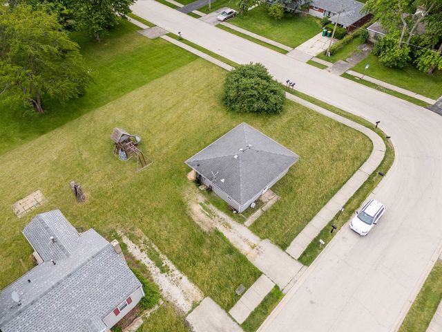 306-310 S Lincoln Street, Elwood, IL 60421