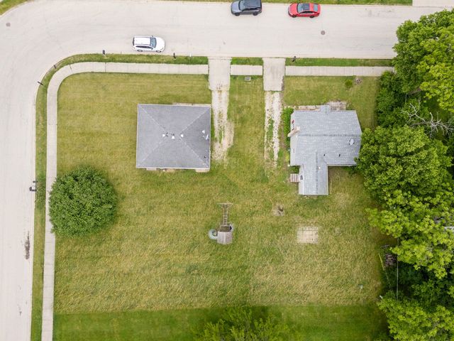 306-310 S Lincoln Street, Elwood, IL 60421
