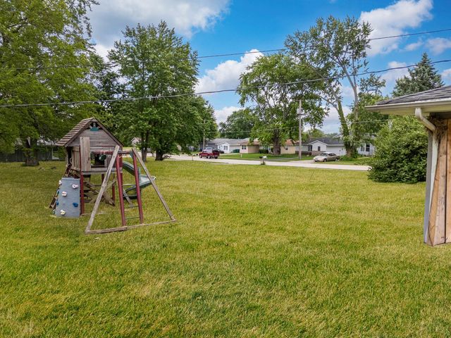 306-310 S Lincoln Street, Elwood, IL 60421