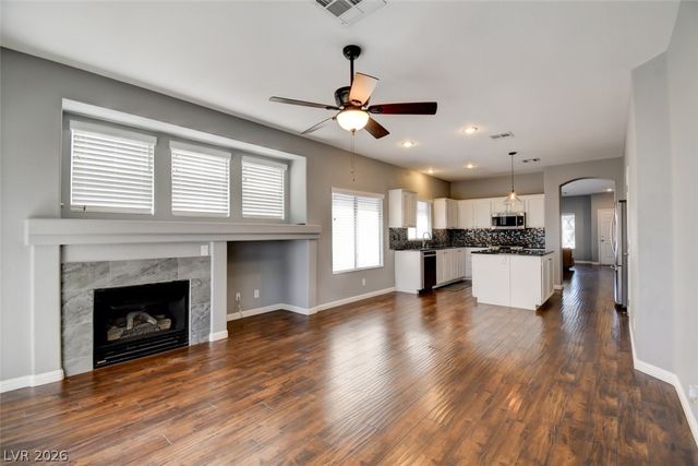 6812 Urania Court, Las Vegas, NV 89131