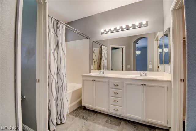 6812 Urania Court, Las Vegas, NV 89131